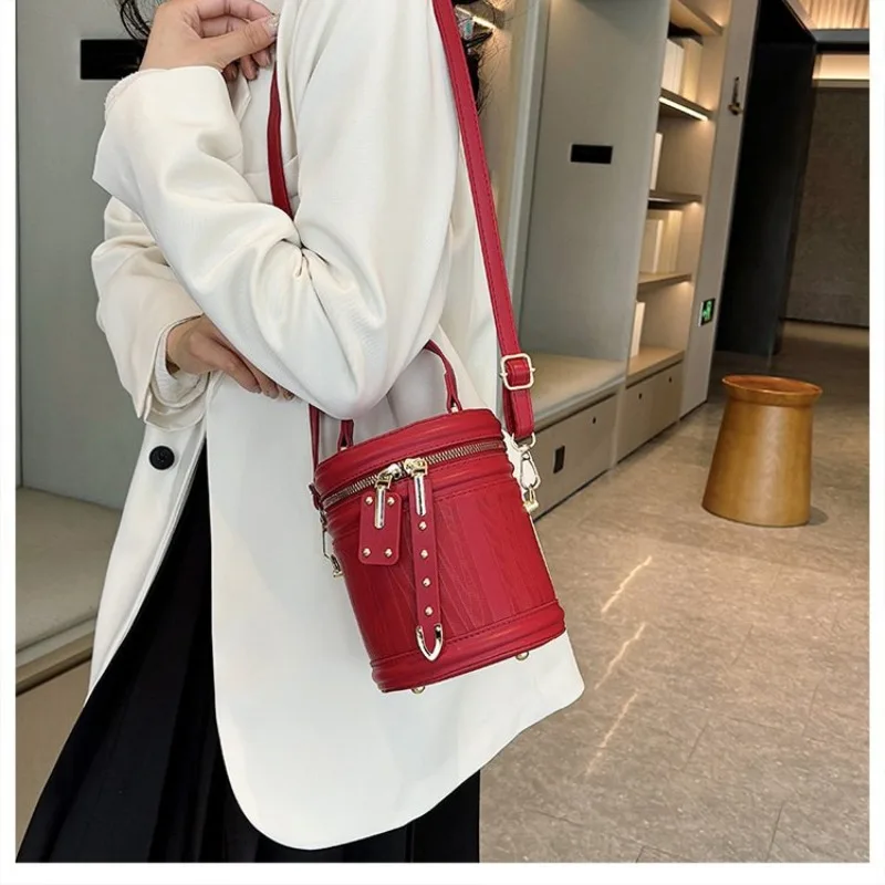 エレガントなデザイナーおむつバッグ 女性用 高級クロスボディ - Women'S Best Bags For Travel のレビューと価格