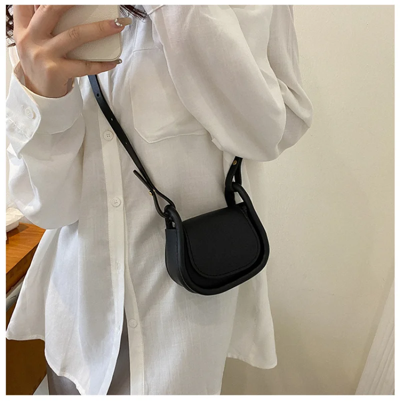 キャンディーカラーのミニpuレザーバッグ,女性用ショルダース - Women Bags Mini のレビューと価格