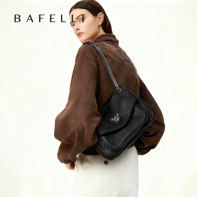 BAFELLI トレンドチェーン付きトートバッグ（女性用）、 - Women Bags 2026 Trends のレビューと価格