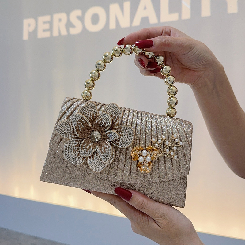 金色に輝くダイヤモンドフラワーディナーバッグ、メタルビーズハ - Women Bags Golden のレビューと価格